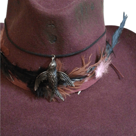 NEW ! The Crimson Crow Customized WyethXRuxpinsrags rancher main image 6